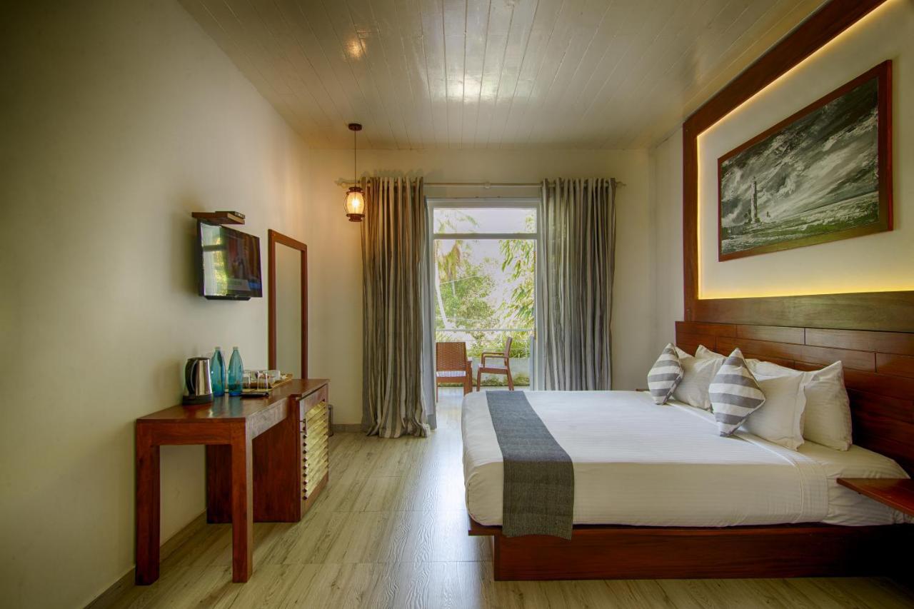 Deltora Villa - Free Drop Off To Galle Fort By Tuktuk Luaran gambar