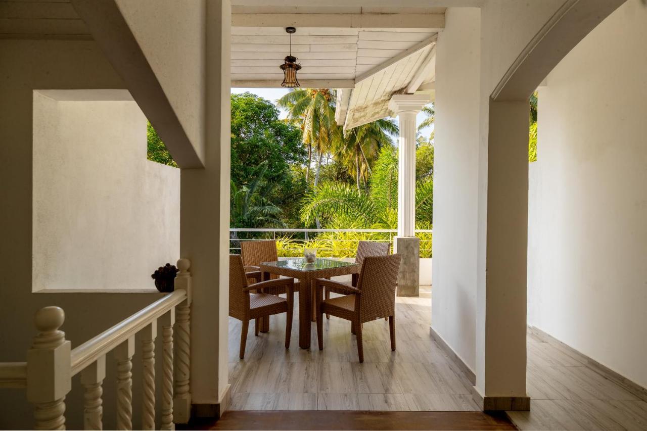Deltora Villa - Free Drop Off To Galle Fort By Tuktuk Luaran gambar